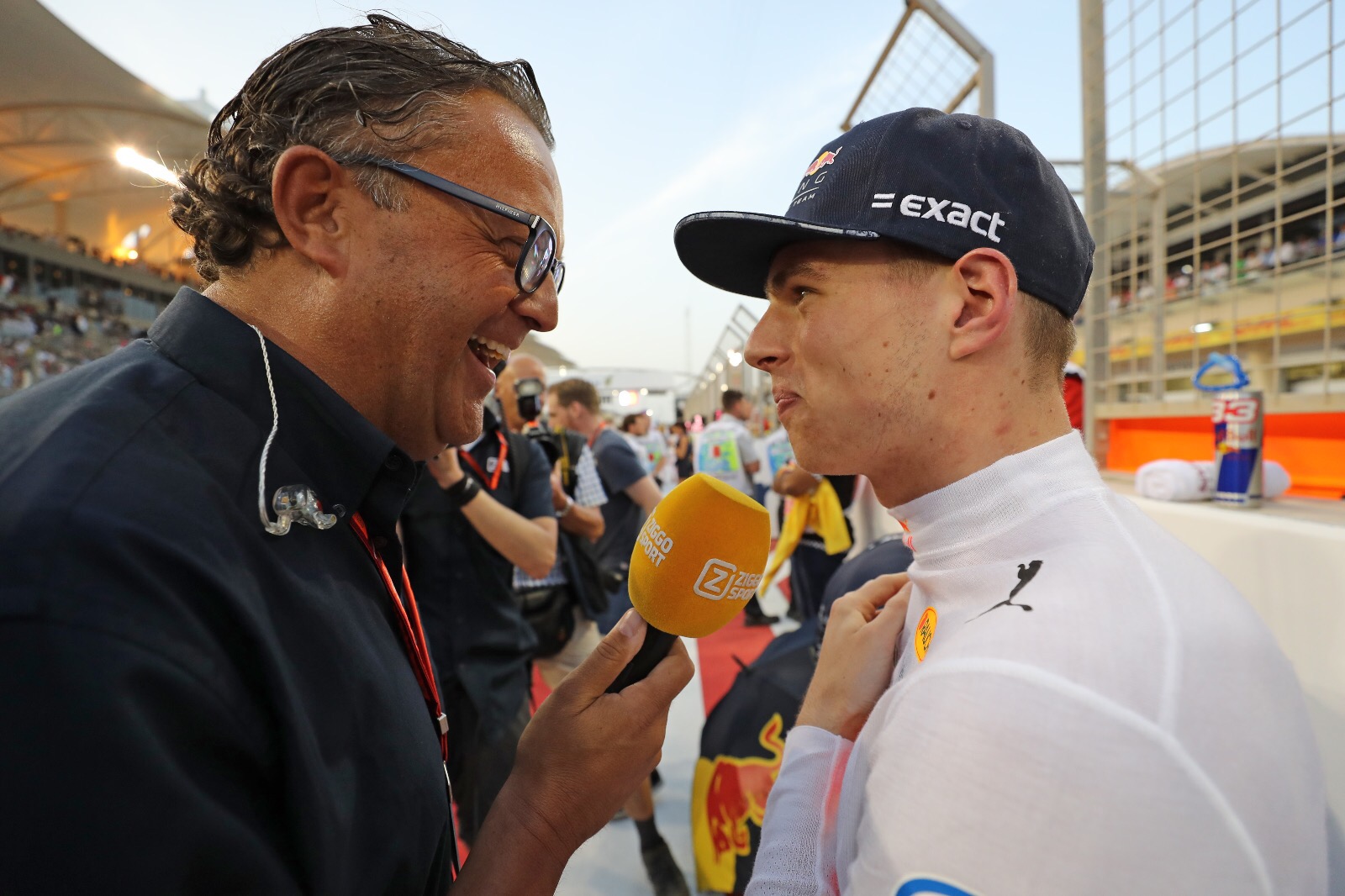 Jack Plooij en Max Verstappen in Bahrein