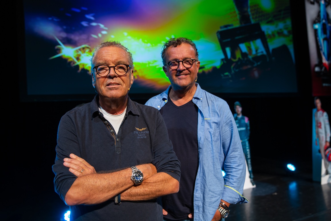 Jack Plooij en Olav Mol in gesprek met fans na de voorstelling